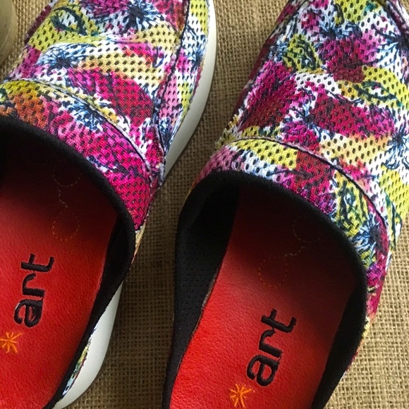 Art Company Platform Mules - Picture 1 of 8